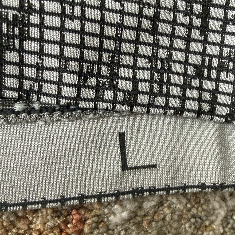 Lululemon Athletica Gray Micro-Pattern Short-Slee… - image 2